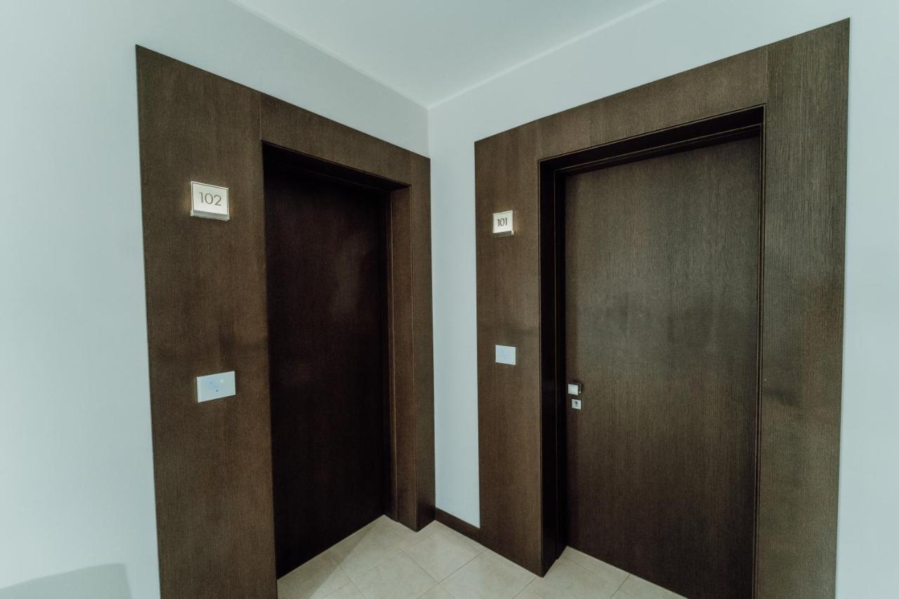 Hotel Falli Porto Cesareo Exterior photo